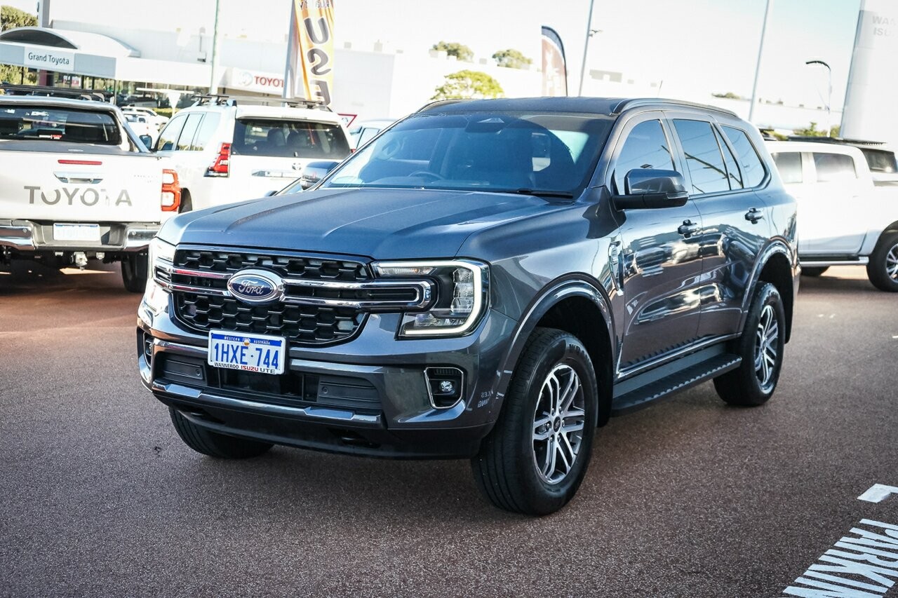 Ford Everest image 4