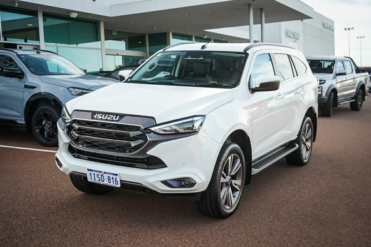 Isuzu Mu-x image 4