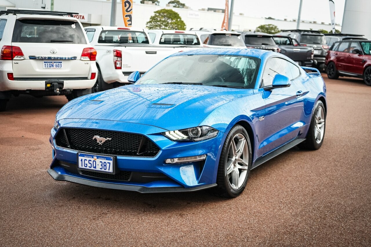 Ford Mustang image 4