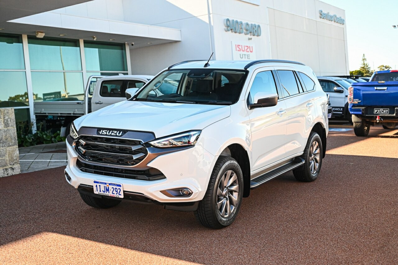 Isuzu Mu-x image 4
