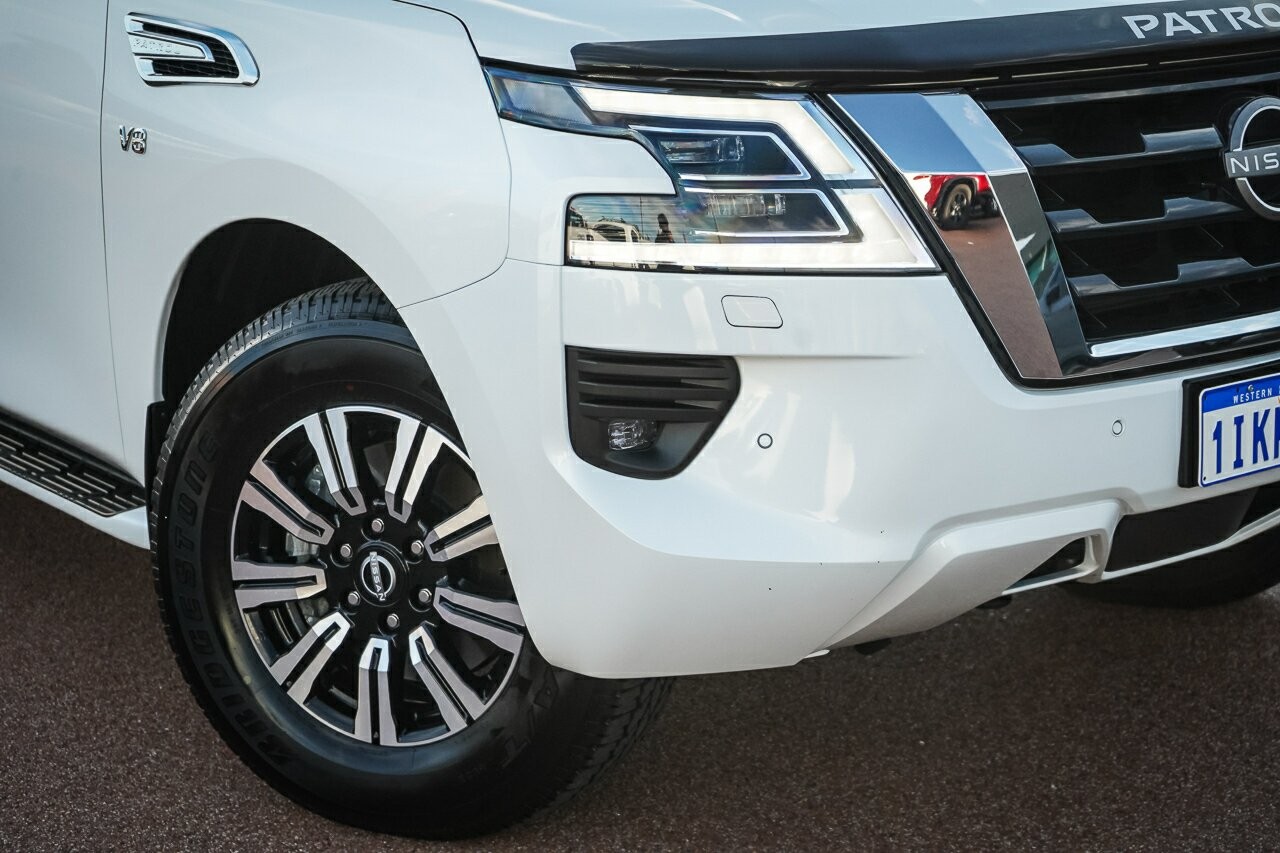 Nissan Patrol image 2