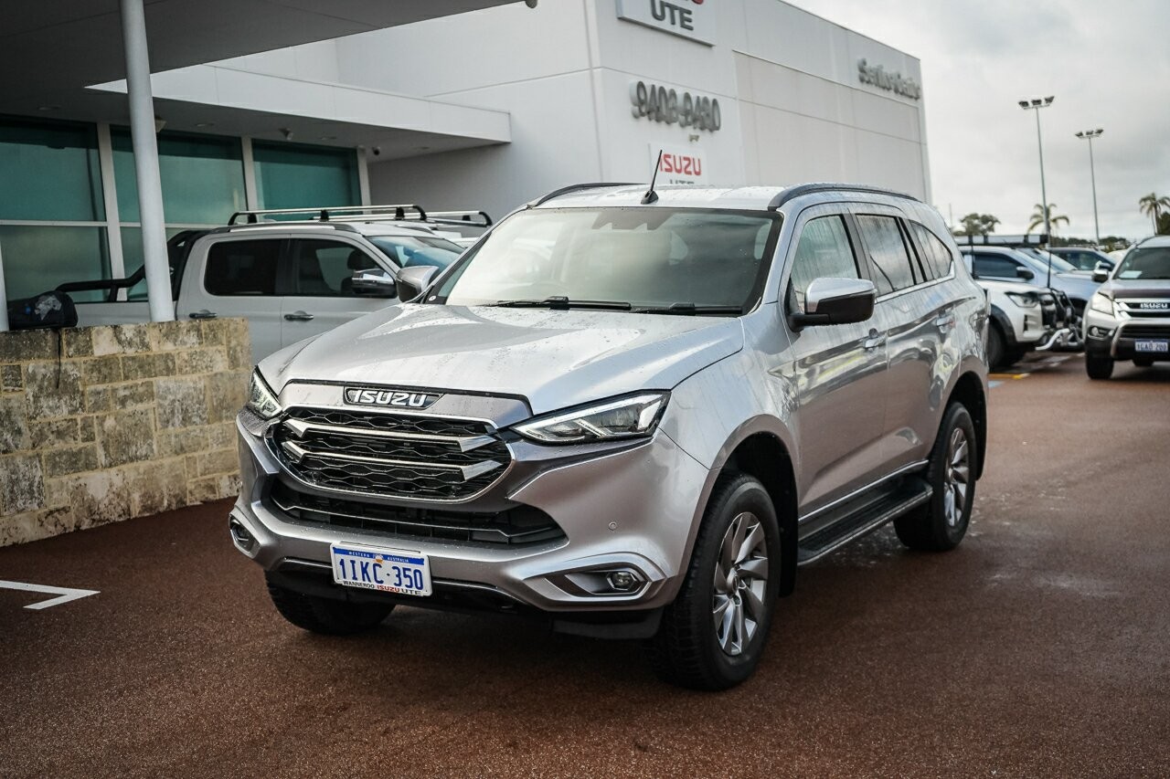 Isuzu Mu-x image 4