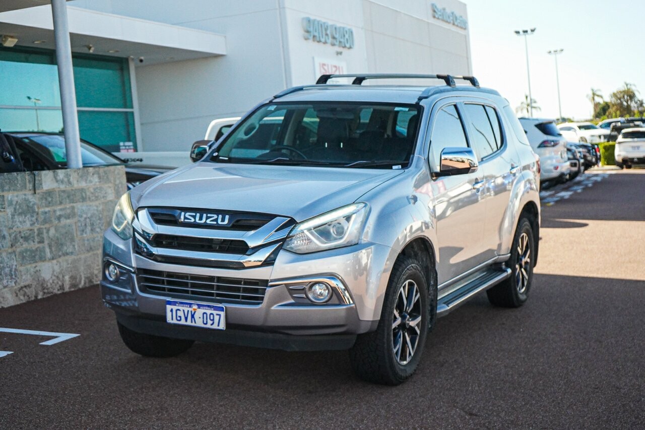 Isuzu Mu-x image 4