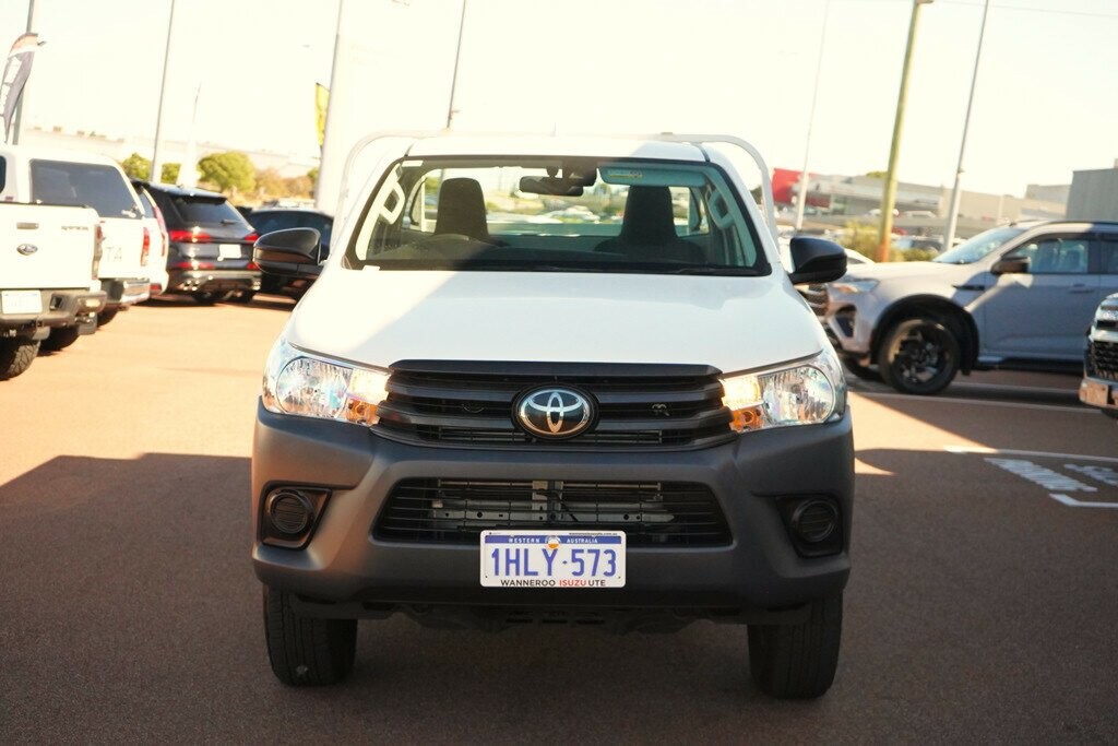 Toyota Hilux image 3