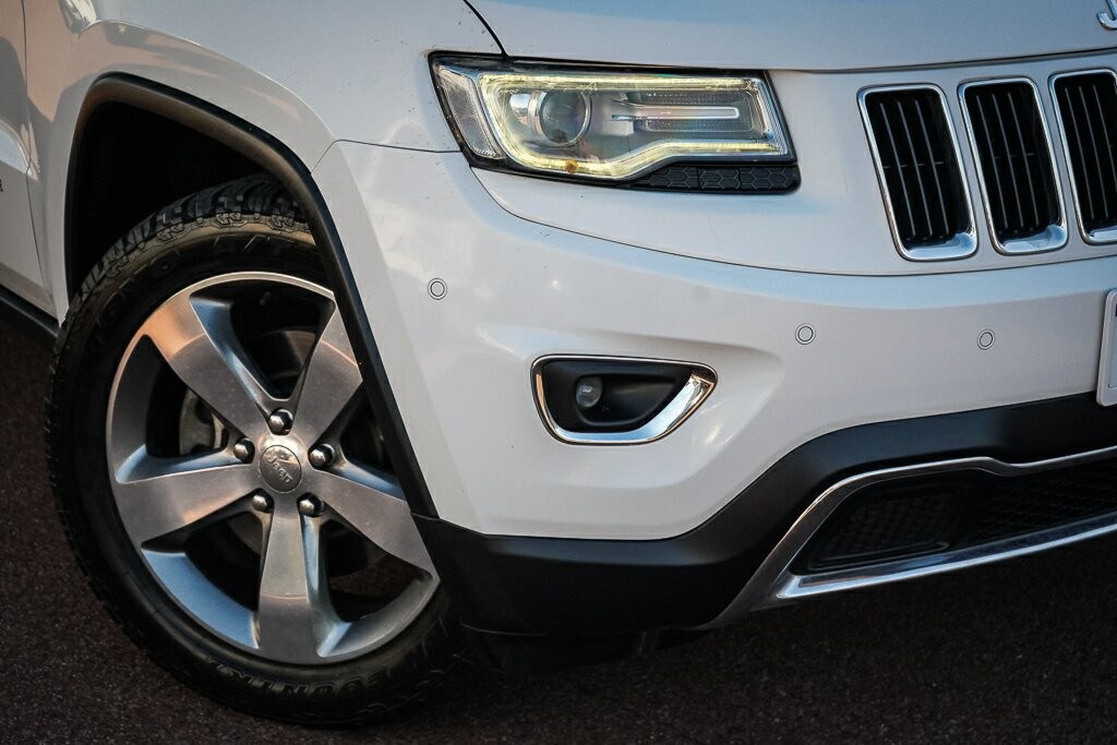 Jeep Grand Cherokee image 2