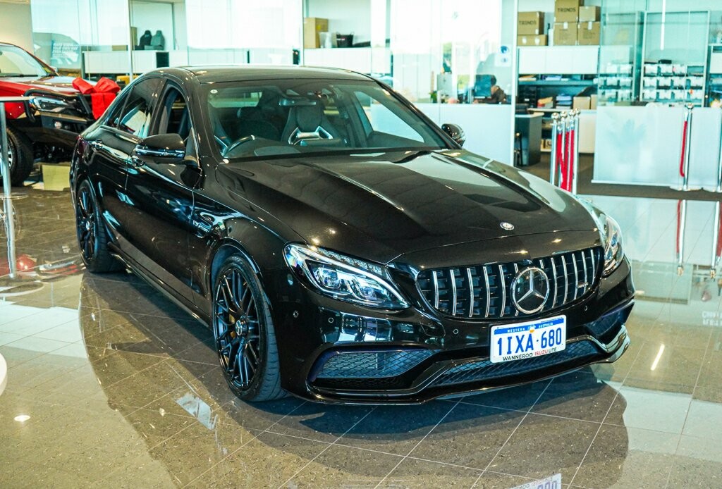 Mercedes Benz C-class image 1