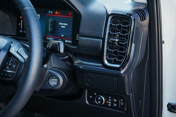https://vehicle-cdn.autoleague.cloud/4103_21009776_21.jpg