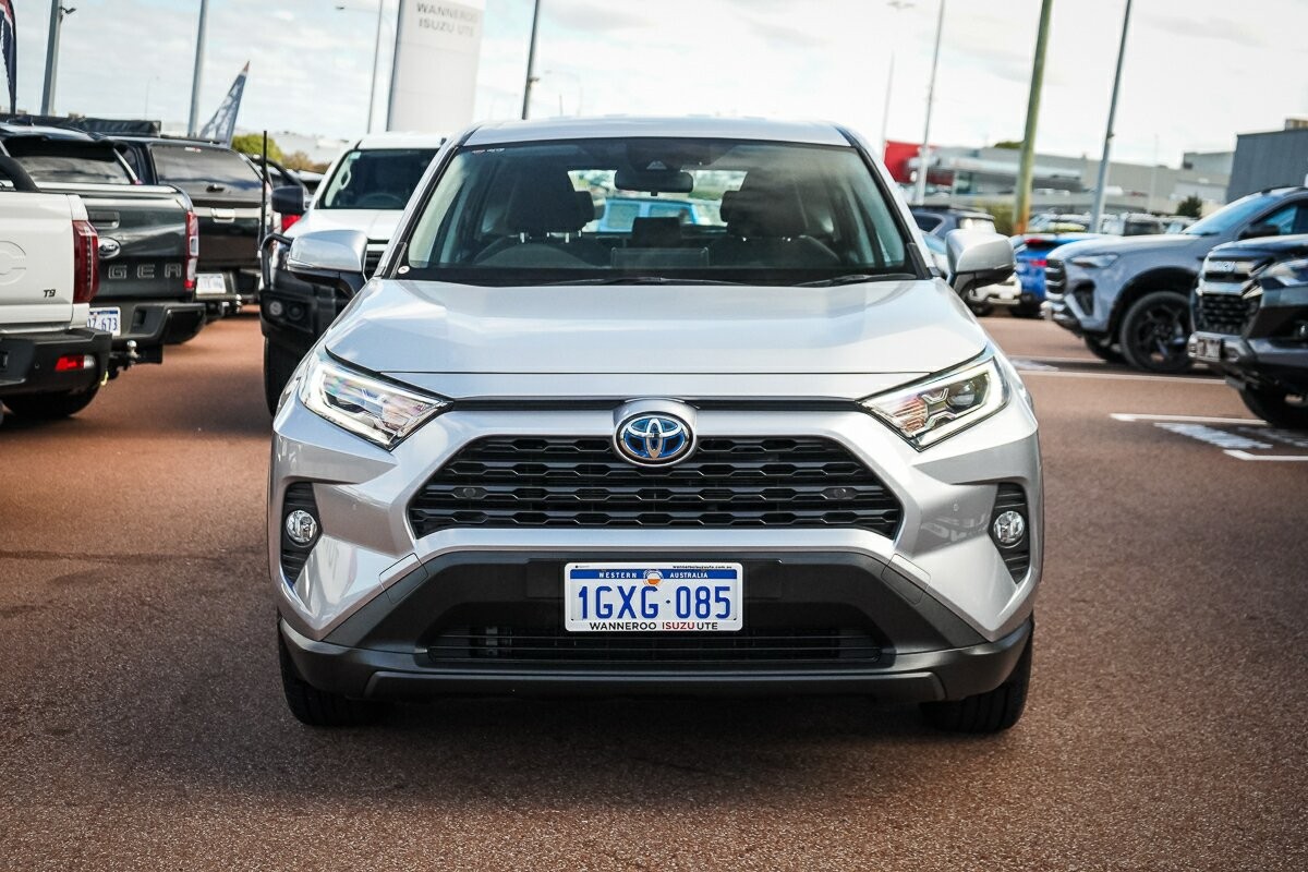 Toyota Rav4 image 3