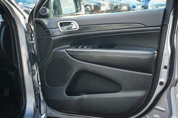 https://vehicle-cdn.autoleague.cloud/4103_21009864_17.jpg