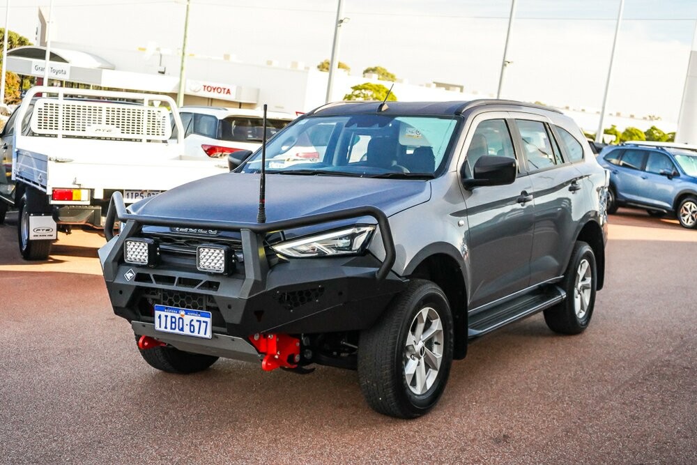 Isuzu Mu-x image 4