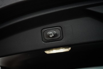 https://vehicle-cdn.autoleague.cloud/4103_21009996_10.jpg