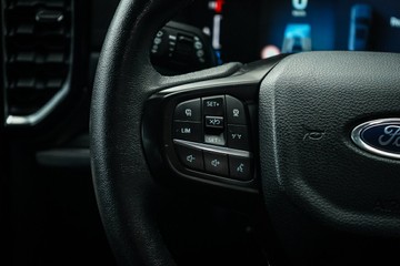 https://vehicle-cdn.autoleague.cloud/4103_21009996_16.jpg