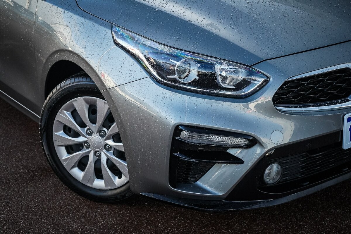 Kia Cerato image 2