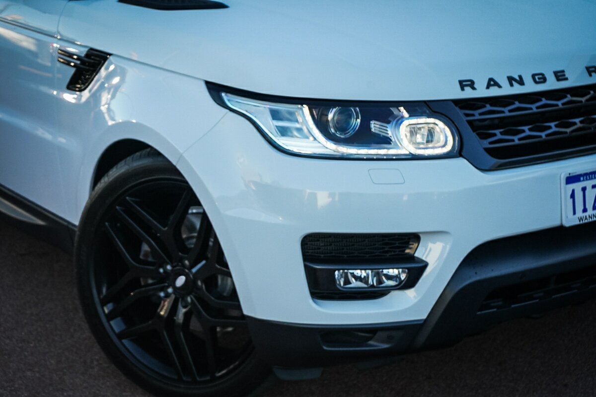 Land Rover Range Rover Sport image 2