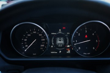 https://vehicle-cdn.autoleague.cloud/4103_21010046_23.jpg