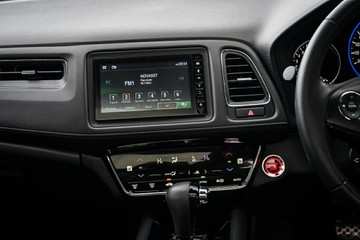 https://vehicle-cdn.autoleague.cloud/4103_21010073_11.jpg