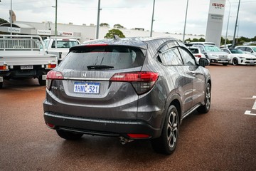 https://vehicle-cdn.autoleague.cloud/4103_21010073_7.jpg