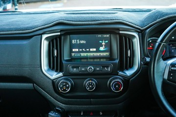 https://vehicle-cdn.autoleague.cloud/4103_21010127_11.jpg