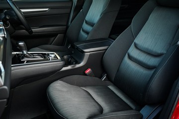 https://vehicle-cdn.autoleague.cloud/4103_21010204_24.jpg