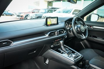 https://vehicle-cdn.autoleague.cloud/4103_21010204_25.jpg