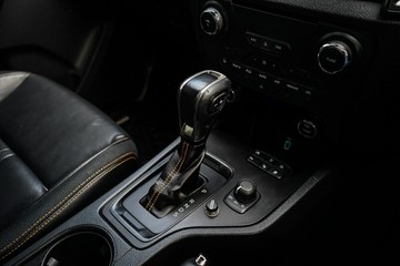 https://vehicle-cdn.autoleague.cloud/4103_21010211_23.jpg