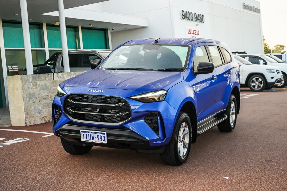 Isuzu Mu-x image 4