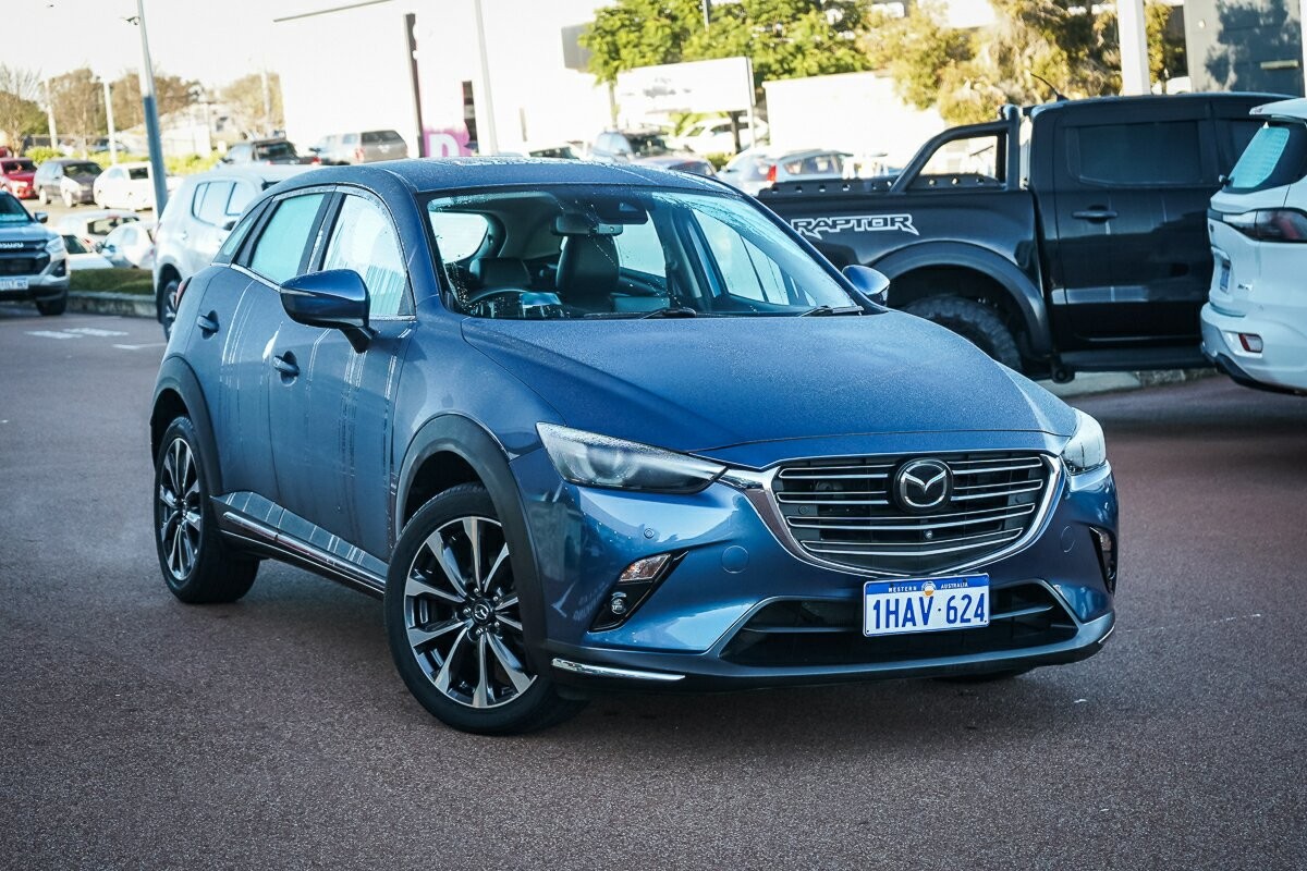 Mazda Cx-3 image 1