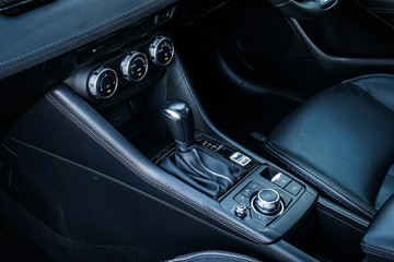 https://vehicle-cdn.autoleague.cloud/4103_21010246_28.jpg
