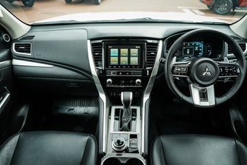 https://vehicle-cdn.autoleague.cloud/4103_21010321_12.jpg