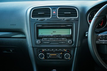 https://vehicle-cdn.autoleague.cloud/4103_21010325_12.jpg