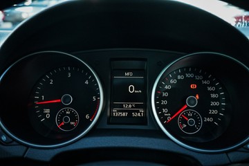 https://vehicle-cdn.autoleague.cloud/4103_21010325_21.jpg