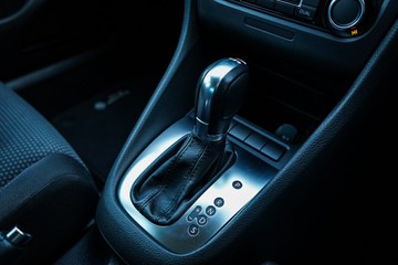 https://vehicle-cdn.autoleague.cloud/4103_21010325_22.jpg