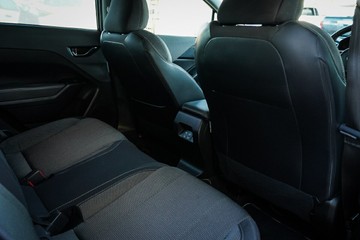 https://vehicle-cdn.autoleague.cloud/4103_21010328_10.jpg