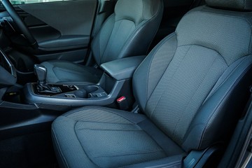 https://vehicle-cdn.autoleague.cloud/4103_21010328_24.jpg