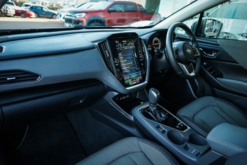 https://vehicle-cdn.autoleague.cloud/4103_21010328_25.jpg