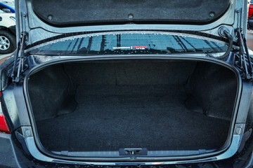 https://vehicle-cdn.autoleague.cloud/4103_21010355_10.jpg