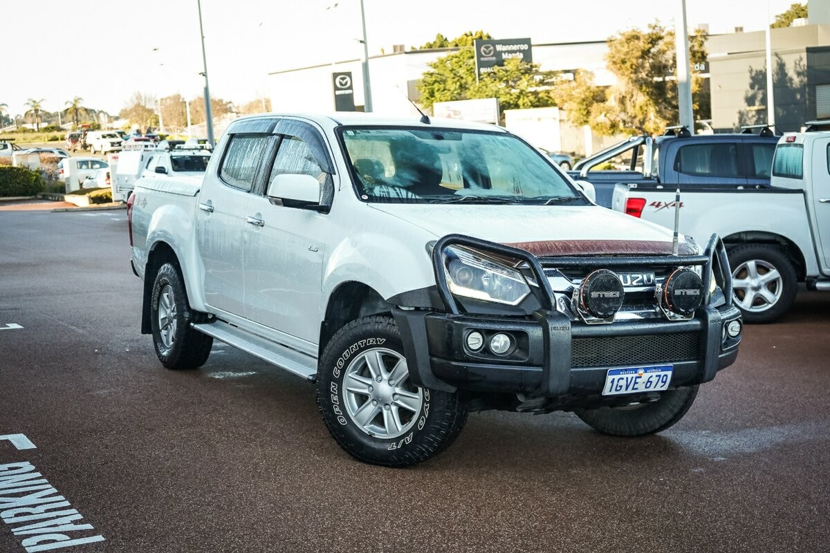Isuzu D-max image 1