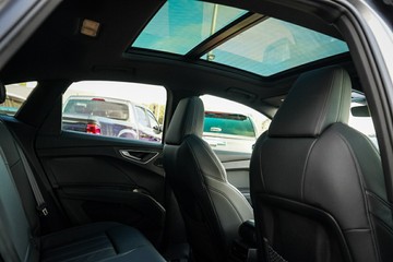 https://vehicle-cdn.autoleague.cloud/4103_21010387_11.jpg