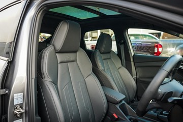 https://vehicle-cdn.autoleague.cloud/4103_21010387_12.jpg