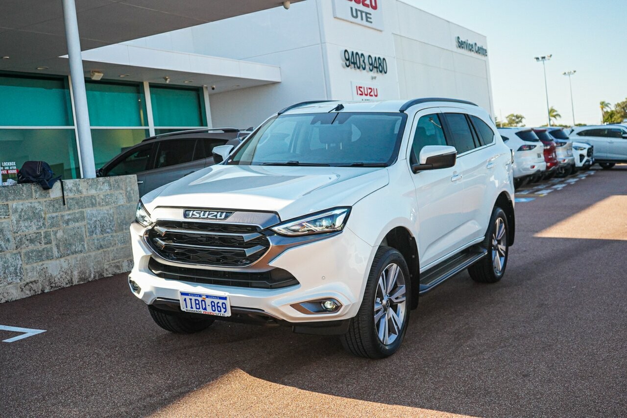 Isuzu Mu-x image 4