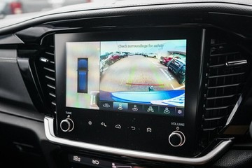https://vehicle-cdn.autoleague.cloud/4103_950446804_23.jpg