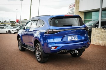 https://vehicle-cdn.autoleague.cloud/4103_950446804_6.jpg