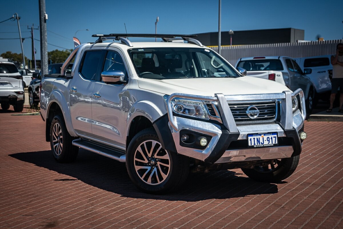 Nissan Navara image 1