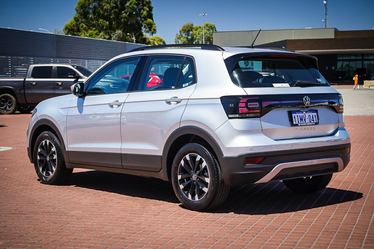 Volkswagen T-cross image 4