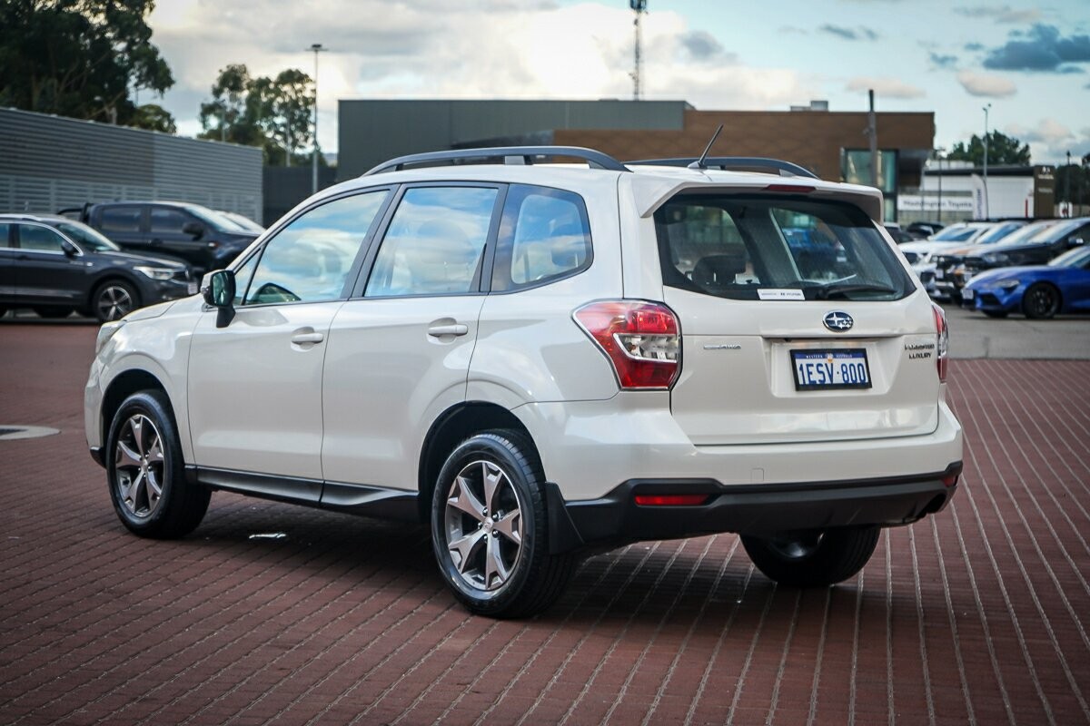 Subaru Forester image 4