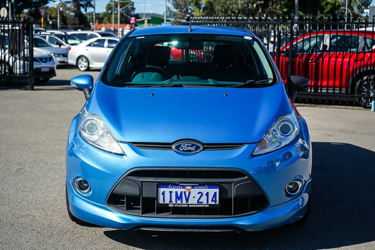 Ford Fiesta image 3
