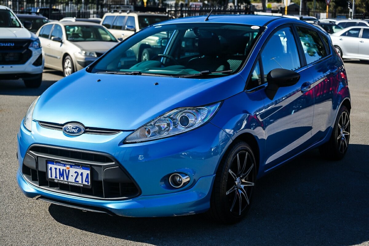 Ford Fiesta image 4