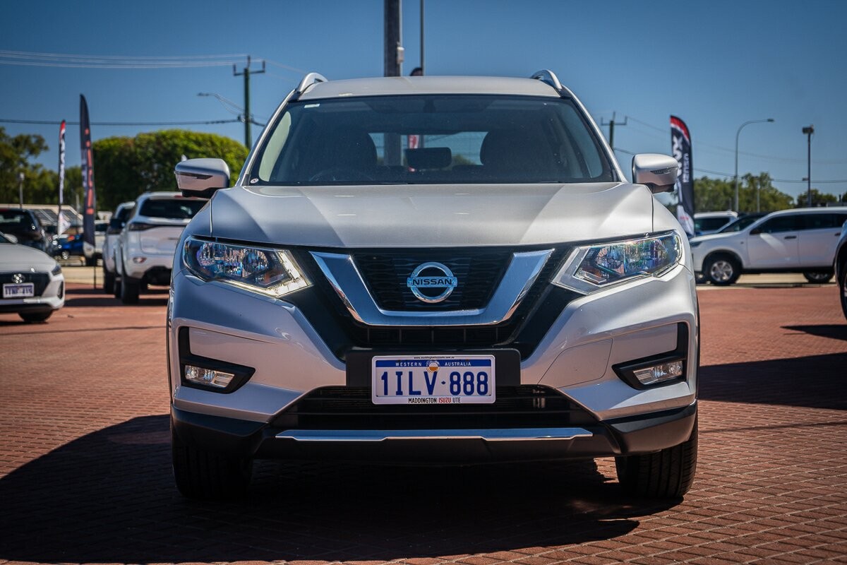 Nissan X-trail image 2