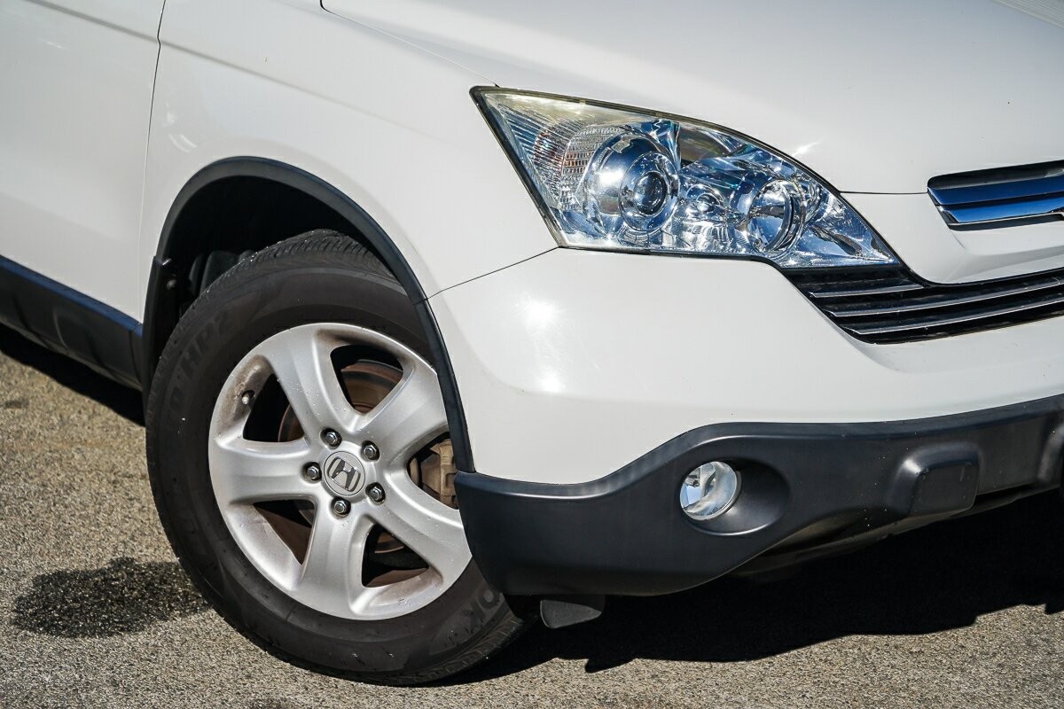 Honda Cr-v image 2