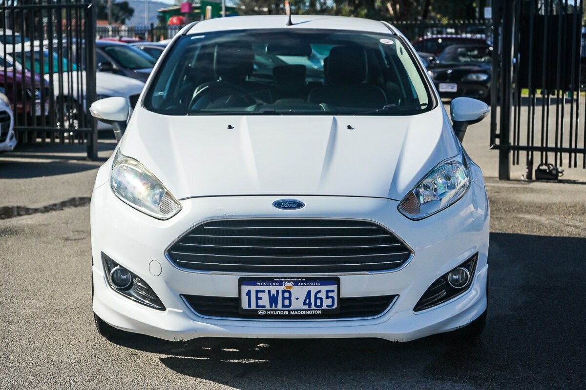 Ford Fiesta image 3